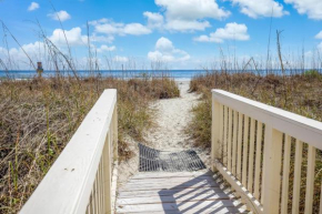 2 BR Downstairs of duplex, walk to beach bars, shops & dining